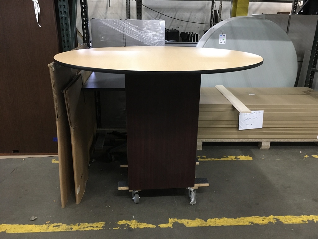 60" Round Table Café Height