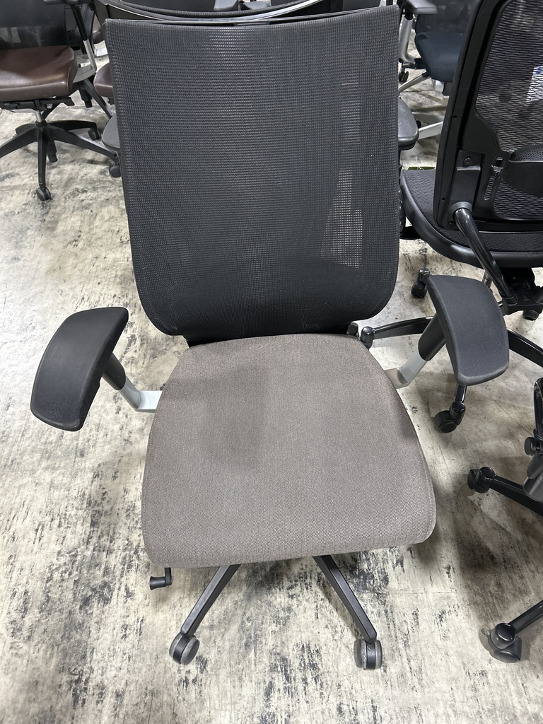 OFS - Mesh Back Task Chair - Fabric Seat