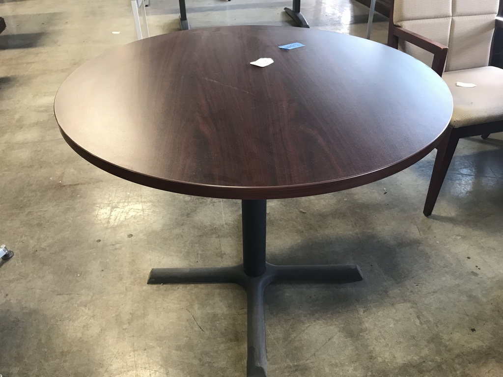 36" Round Break Table