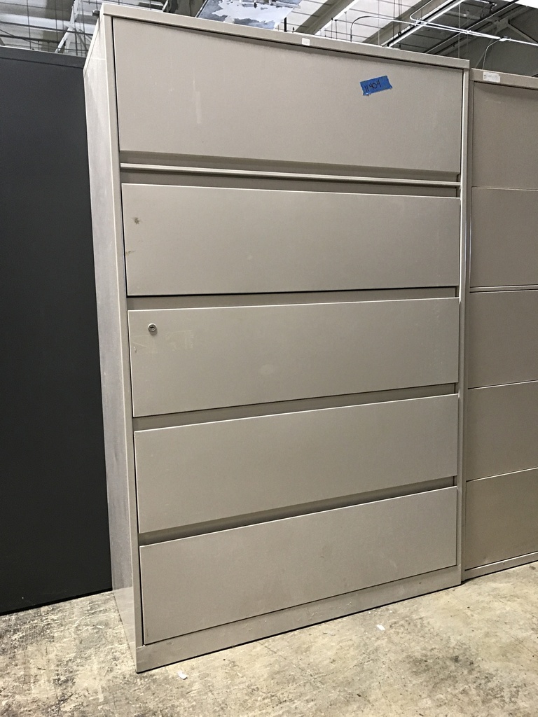 42" Steelcase 5 Drawer Lateral Putty