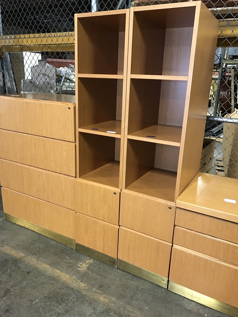 16" 2 drawer w/ bookshelf maple 