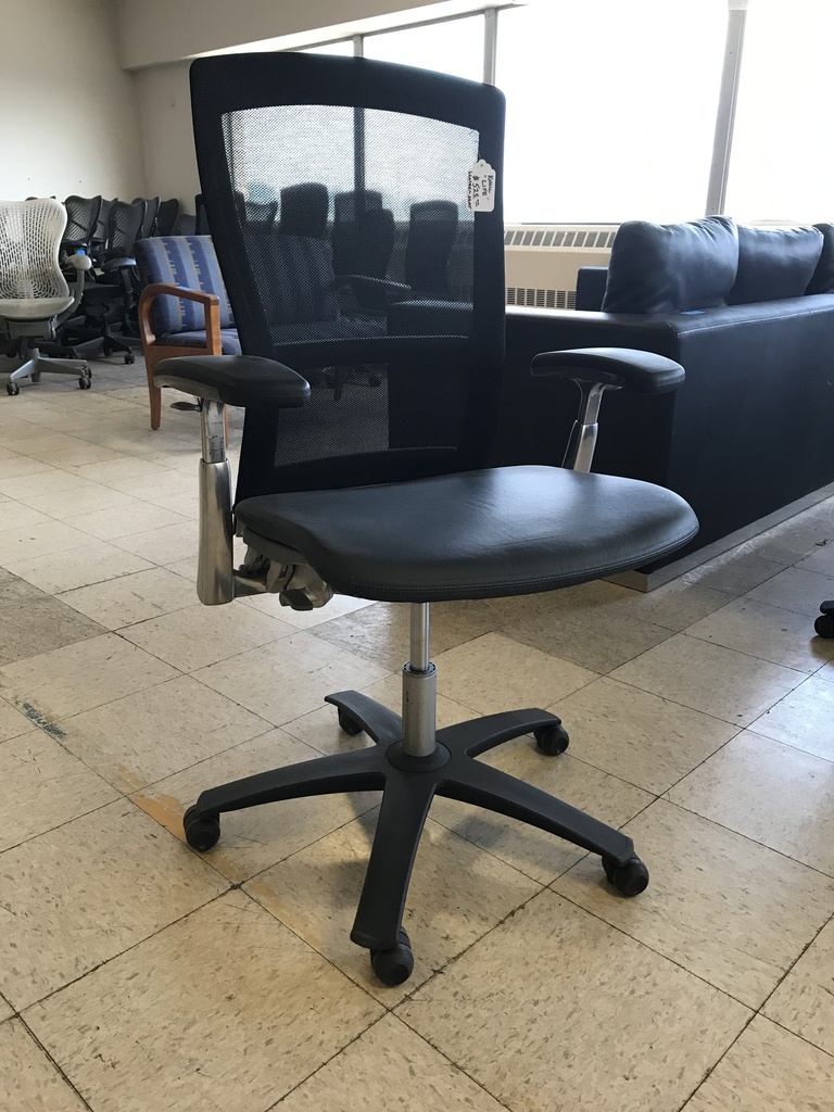 Knoll Life Mesh Back Task Chair Fixed Arm- Vinyl Black