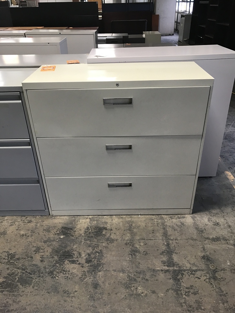 42" 3 Drawer Lateral Putty