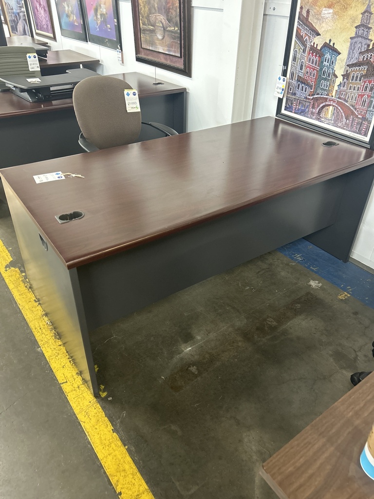 Hon 36x72 Single Ped Desk Mahogany Top and Gray Metal Sides 