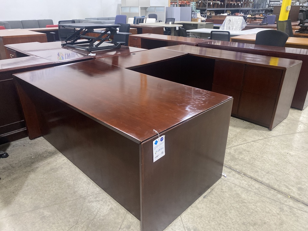 36x71 U Shape Desk, RH Mahogany