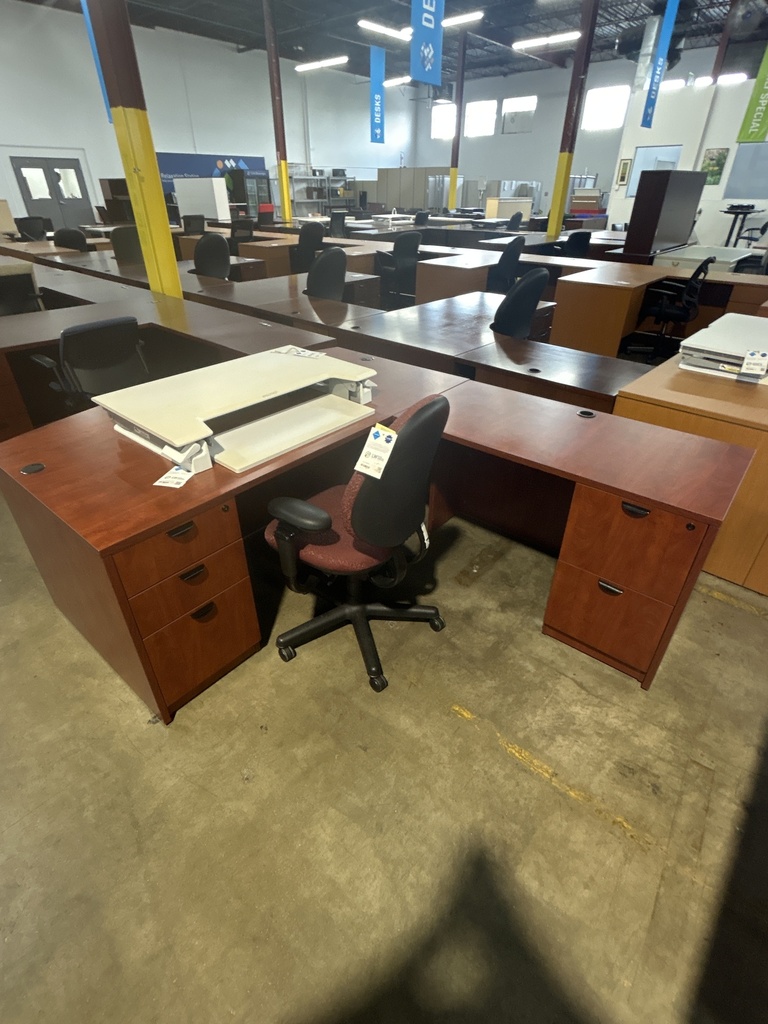 36x71 Bow Front Dbl Ped Cherry RH L-Desk