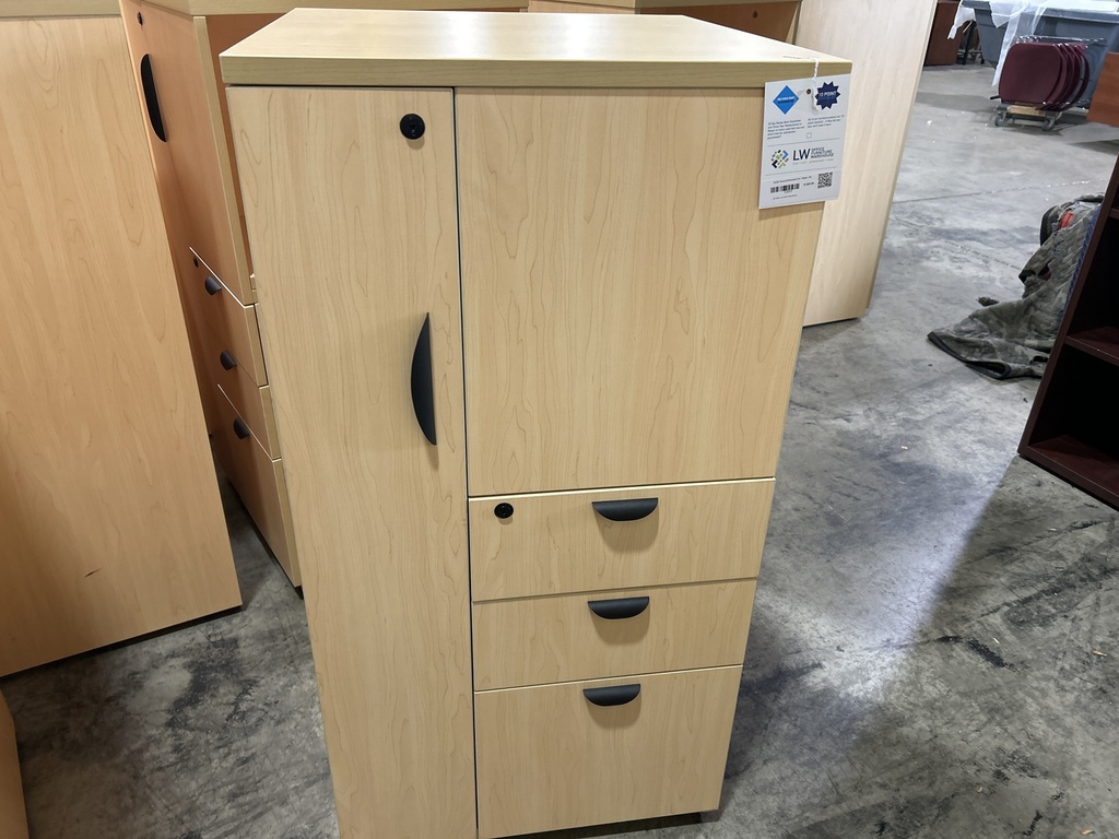 24x48" Personal Wardrobe Unit - Maple - RH