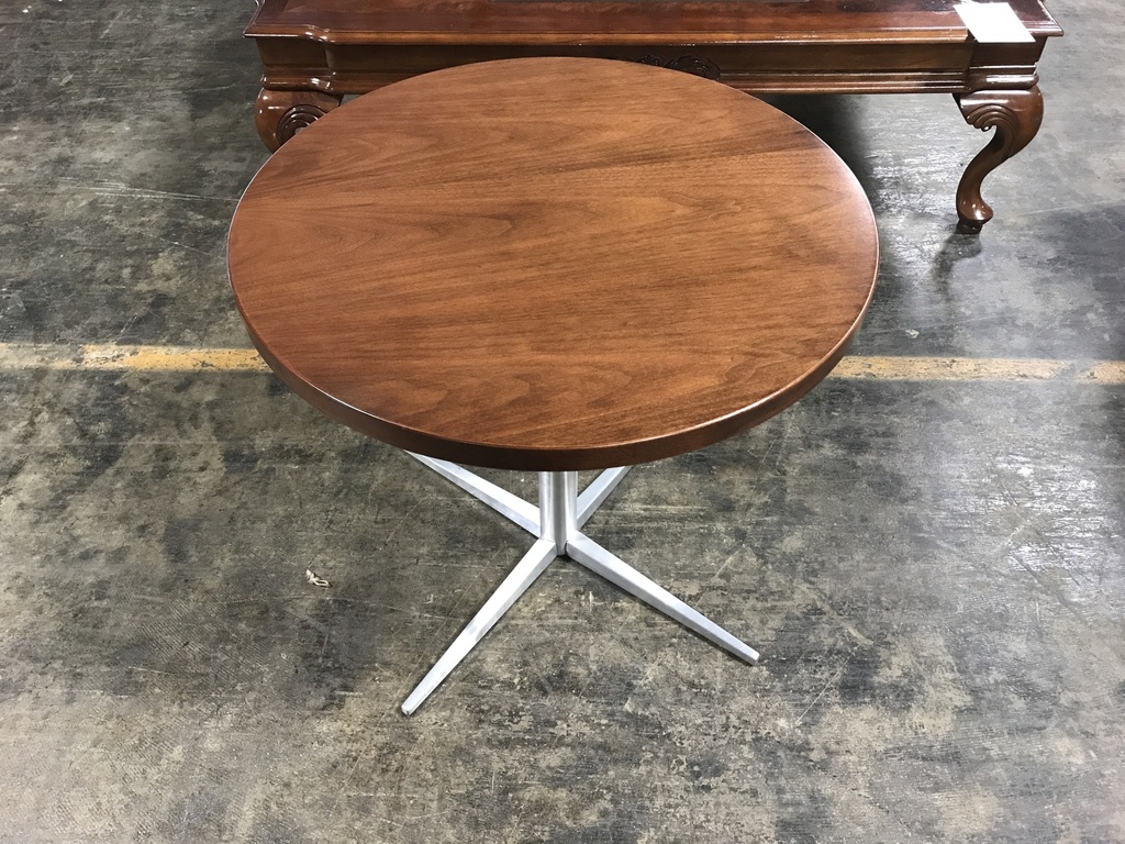 24" Round Occasional Table cherry