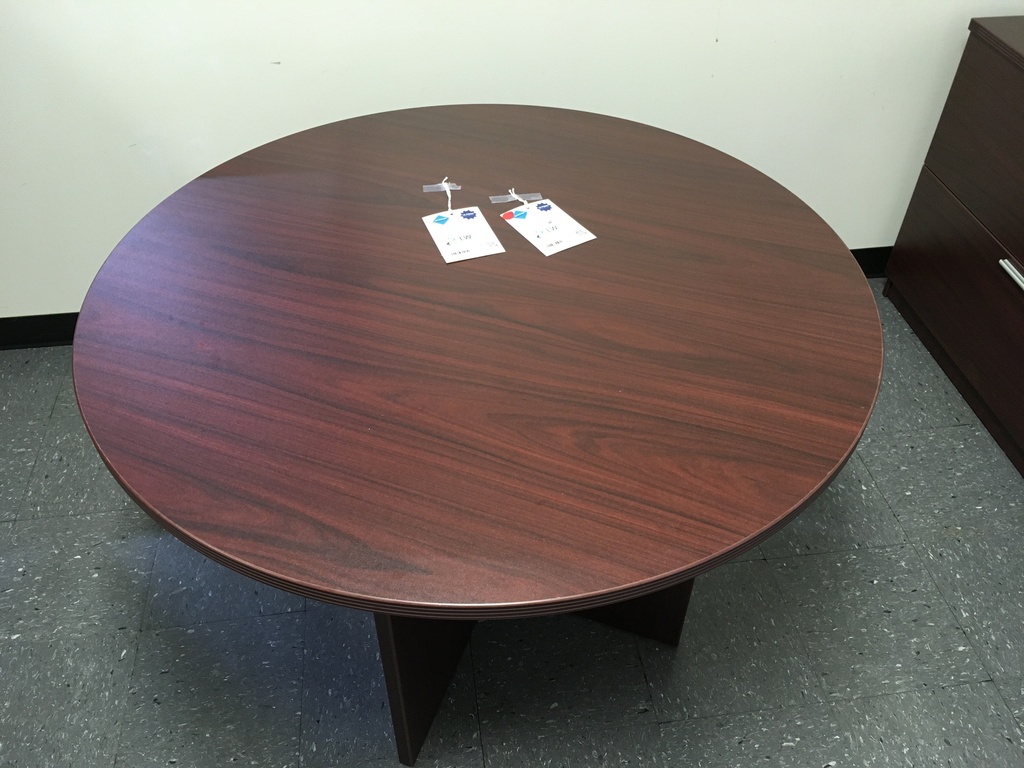 Euroline 42" Round Table Mahogany