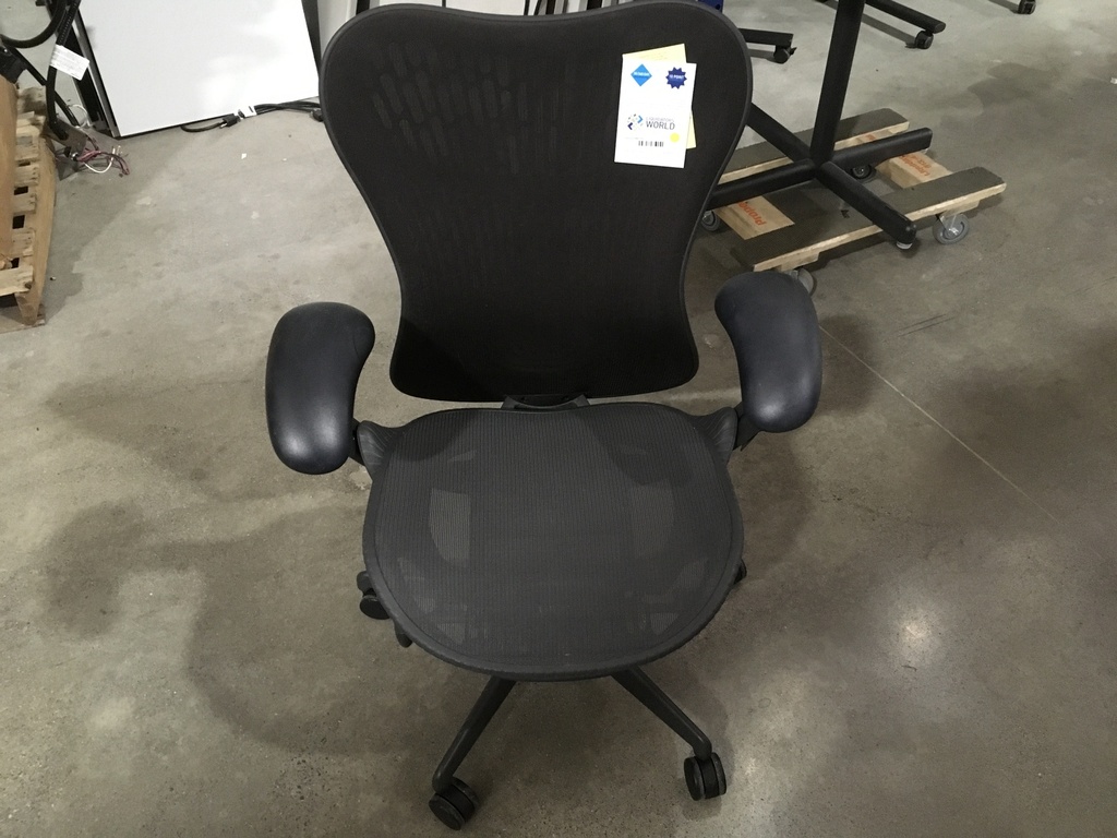 Herman Miller Mirra 2