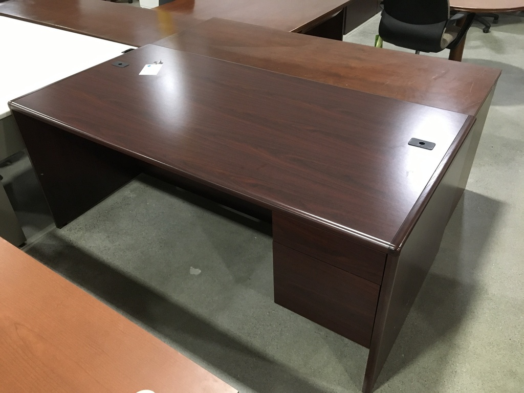 36x72 Hon SP Desk Mahogany