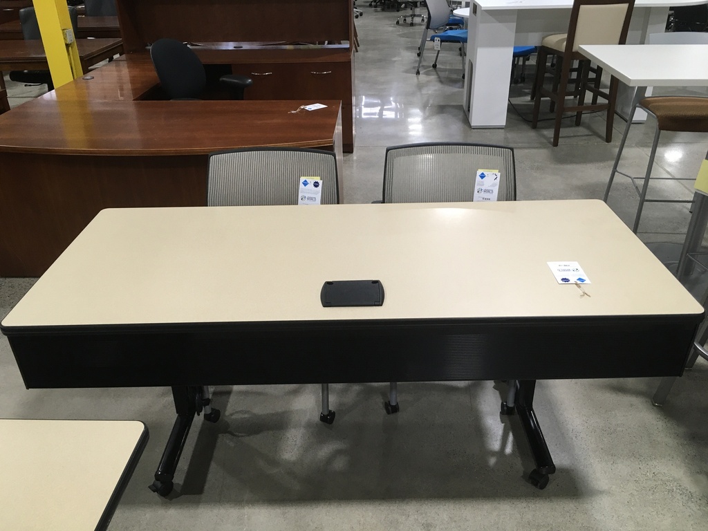 30x72 Mobile Training Table