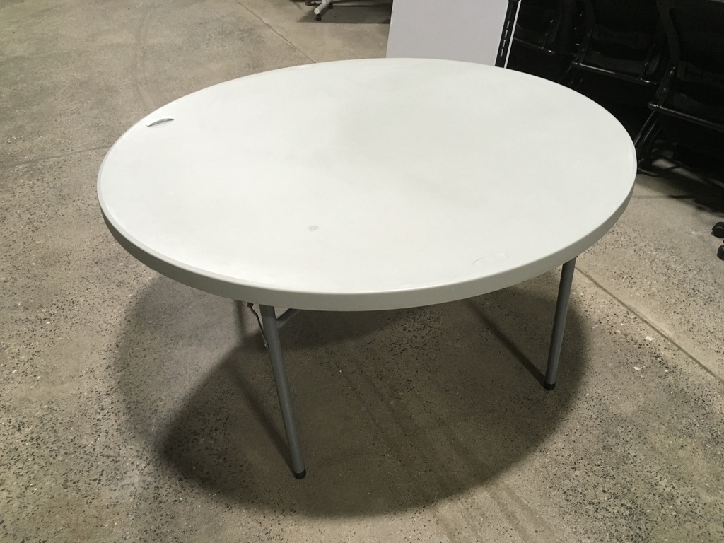 60" Round Plastic Table