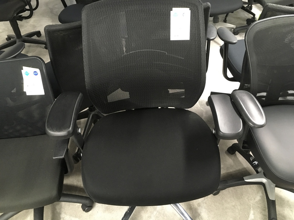 Black Bodybilt Mesh Back Chair