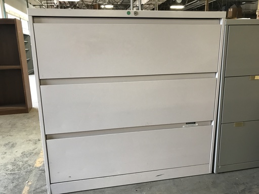 42" 3Drawer Lateral Putty