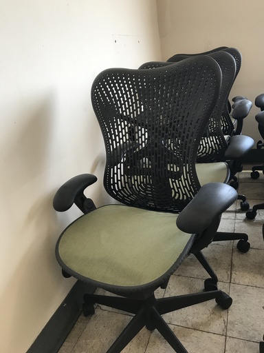 Herman Miller Mirra Task chair-Green Mesh