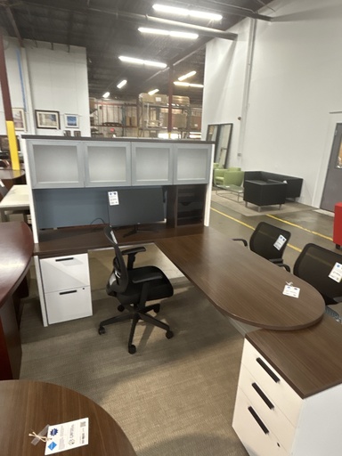 Hon 30x60 D-Top L-Desk Dbl Ped W/Hutch