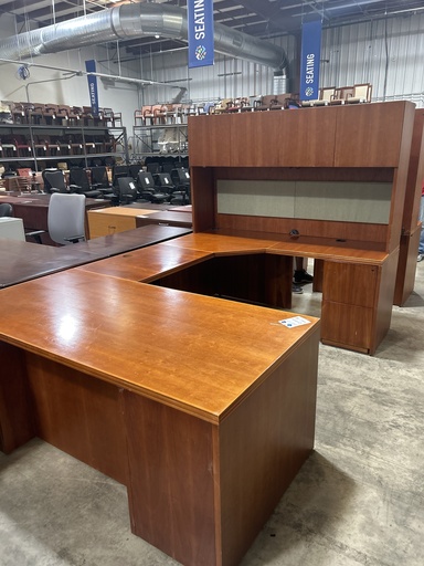 36x72 U Shape w Corner Unit and Hutch- RH-Light Cherry 