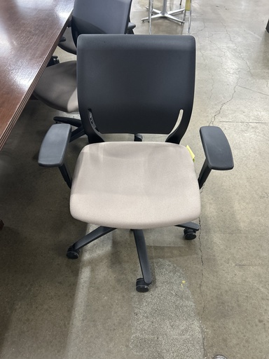 Hon Black and Tan Task Chair