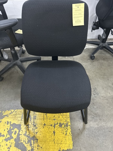 Hon Guest Chair Black