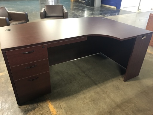 PL 72 in Mahogany Porkchop Desk Single Ped & Center Drawer