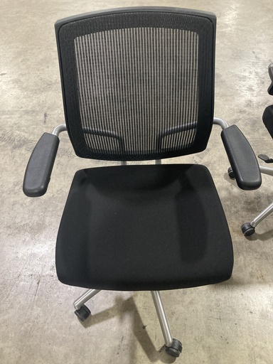 Sit on It Focus Chair Mesh Back