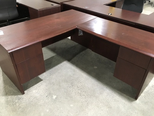 30x66 L-Desk RH (Dark Cherry)