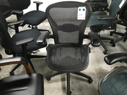 Aeron Size B Black Back with Black Seat