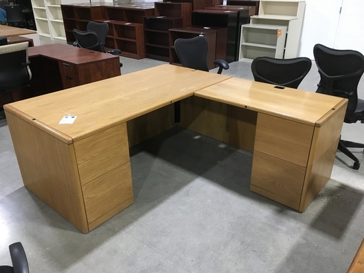 36X72 Hon L-Desk RH (Golden Oak)