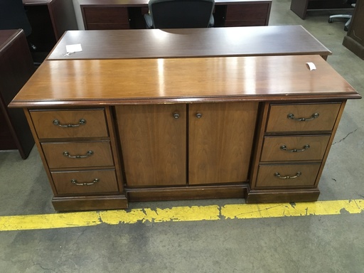 20x66Traditional Stg Credenza (Chestnut)