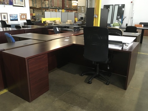 36x72 L-Desk LH  Double Ped Mah